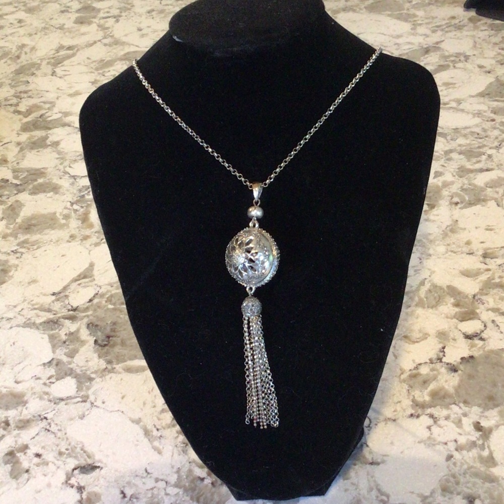 Lucky Brand Silver Tassel Pendant Necklace